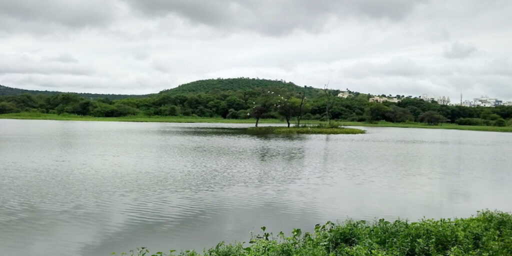 20 Best Places to Visit in Pune – Discover the Cultural Soul of Maharashtra 22 Pashan Lake